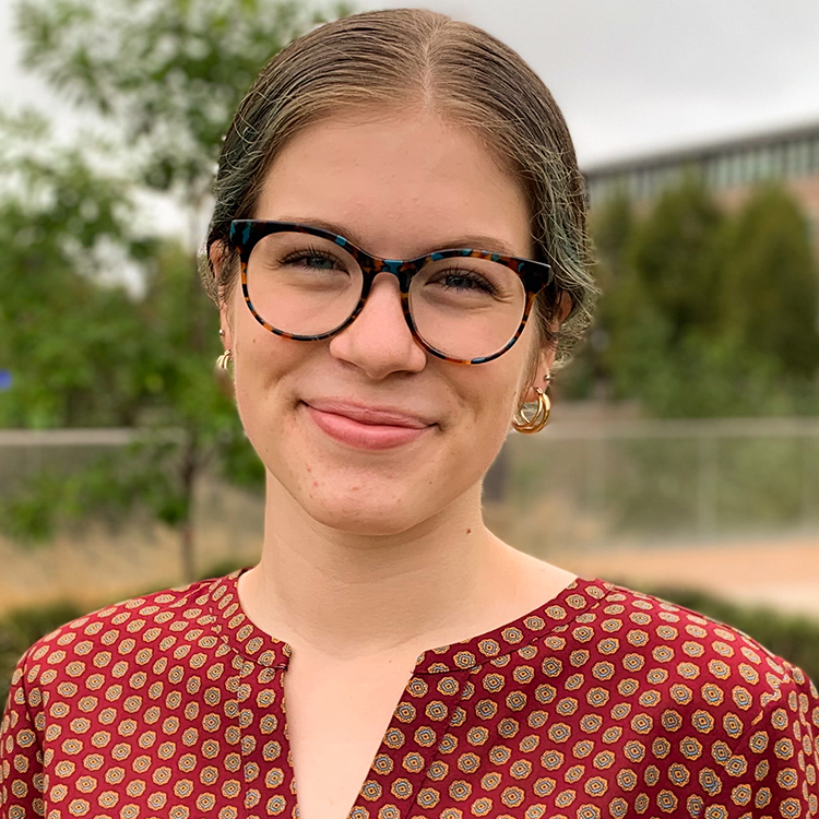 Staff photo for Sarah Rider.