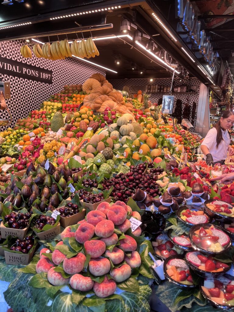 Fruit market